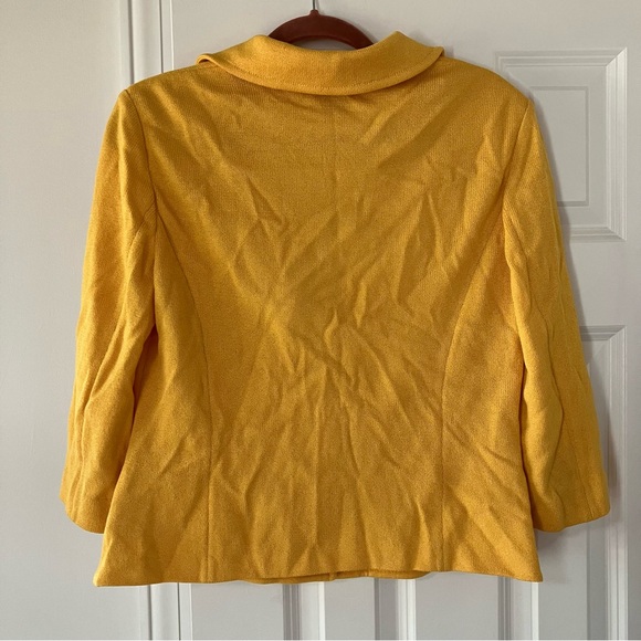 Vintage St. John Yellow Women's Wool & Rayons Jacket (8) - Picture 2 of 7